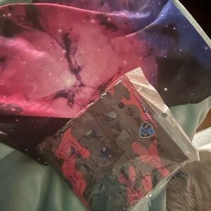 Set of TWO men’s neck SA Gators. One only opened.